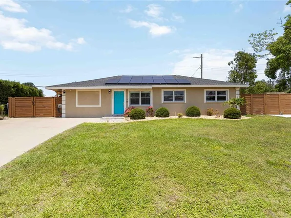 1212 Princeton Ave, Bradenton, FL 34207