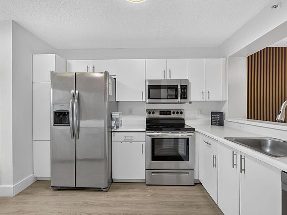 5th image of 9537 Weldon Circle #405