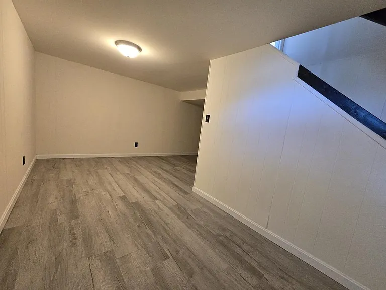 11 Glenwood Dr — Photo 46