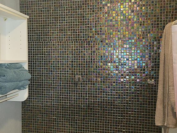 2nd image of 6810 Thorncliffe Dr APT B