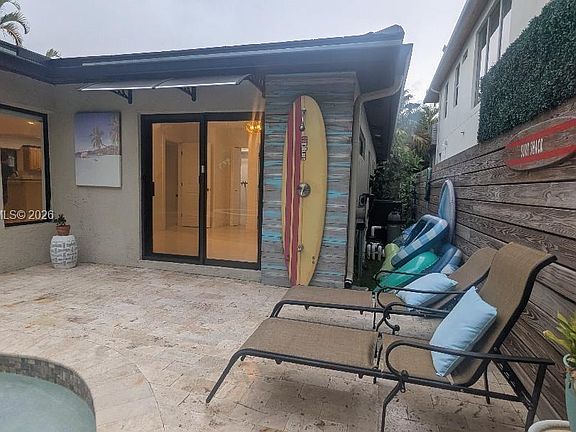5th image of 1508 NE 5th Ct