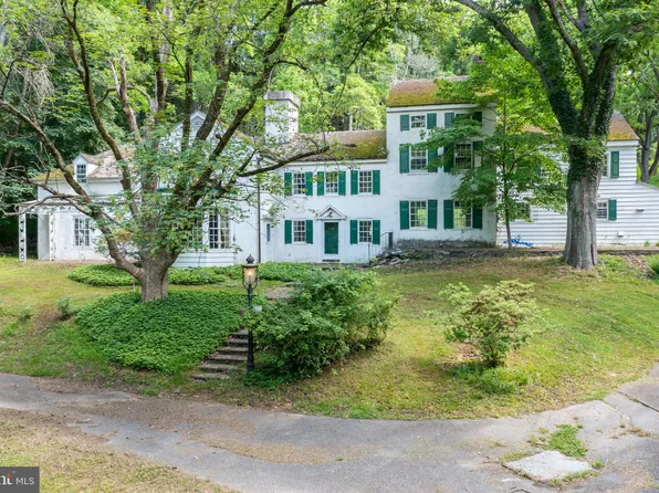 105 Keepsake Ln, Chadds Ford, PA 19317