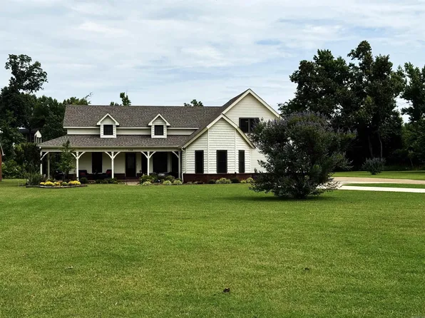 1426 Airpark Rd, Wynne, AR 72396