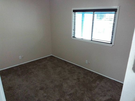 5th image of 939 Longbranch Ave #2