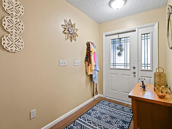 5th image of 1410 SE Manth Lane