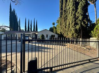 22340 Dolorosa St #1, Woodland Hills, CA 91367