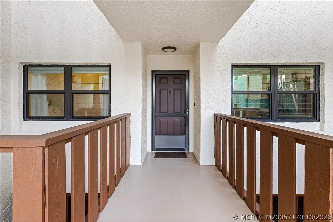 2 bed, 2.0 bath, 1351 sqft, $2,350 — Photo 3