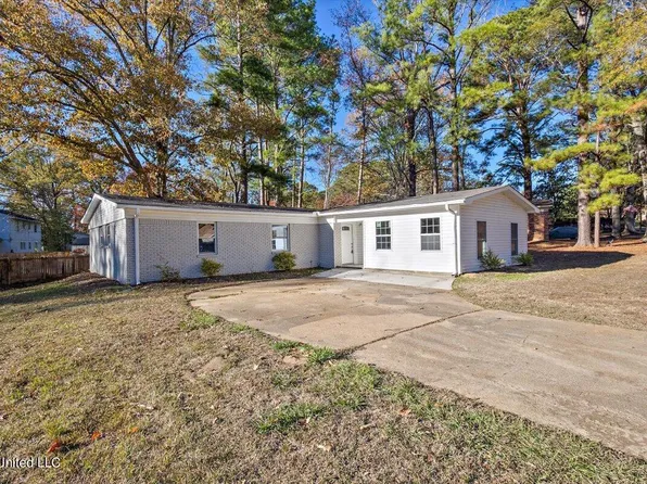1106 Post Rd, Clinton, MS 39056
