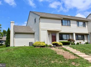 204 Monroe Dr #201, Harleysville, PA 19438