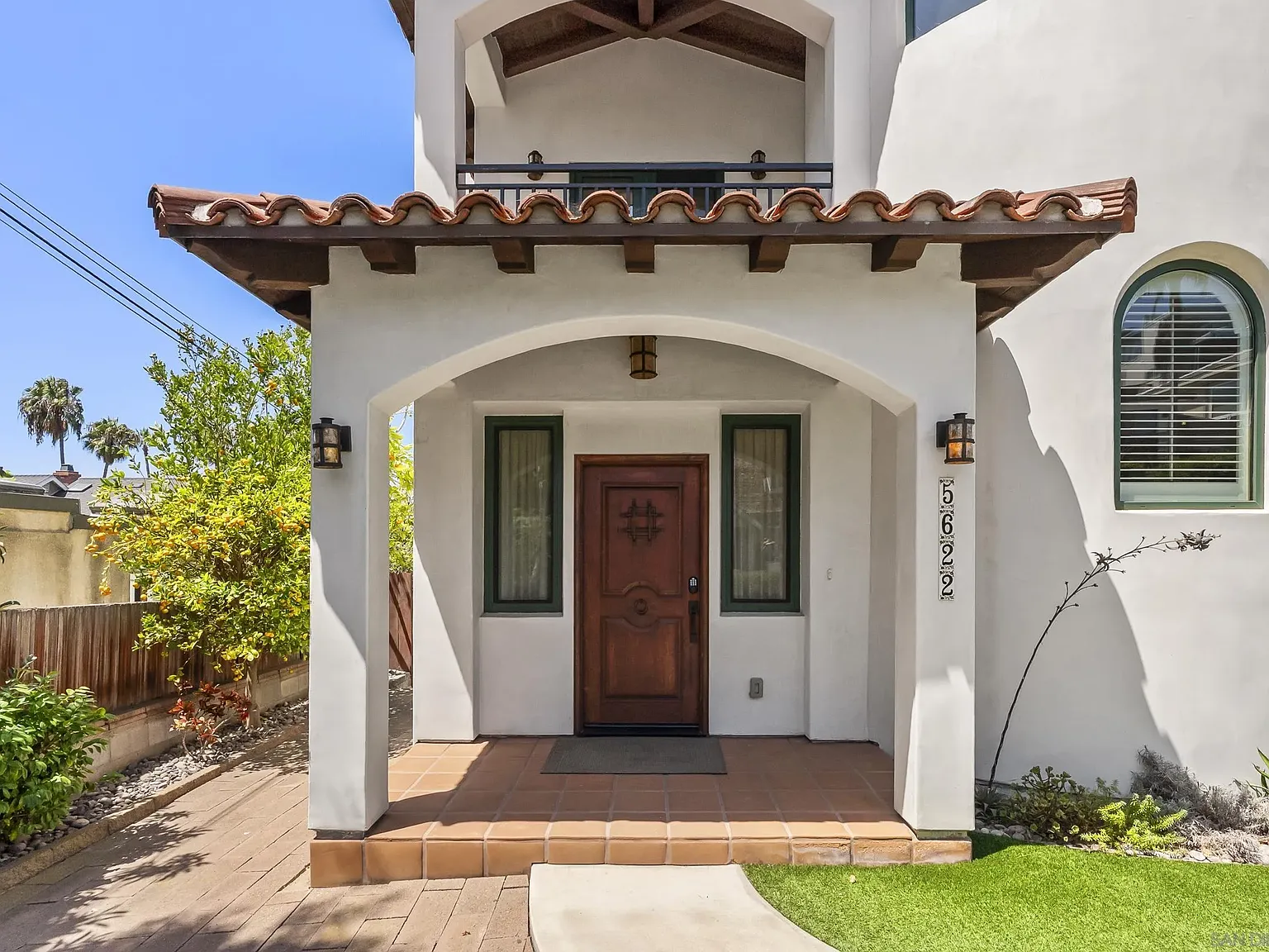 4 bed, 3.0 bath, 2545 sqft, $15,000 — Photo 2