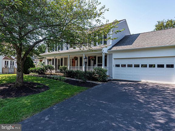 3rd image of 21321 Arrowhead Ct