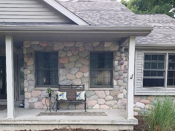 3rd image of 1497 Nicholas Ln #15