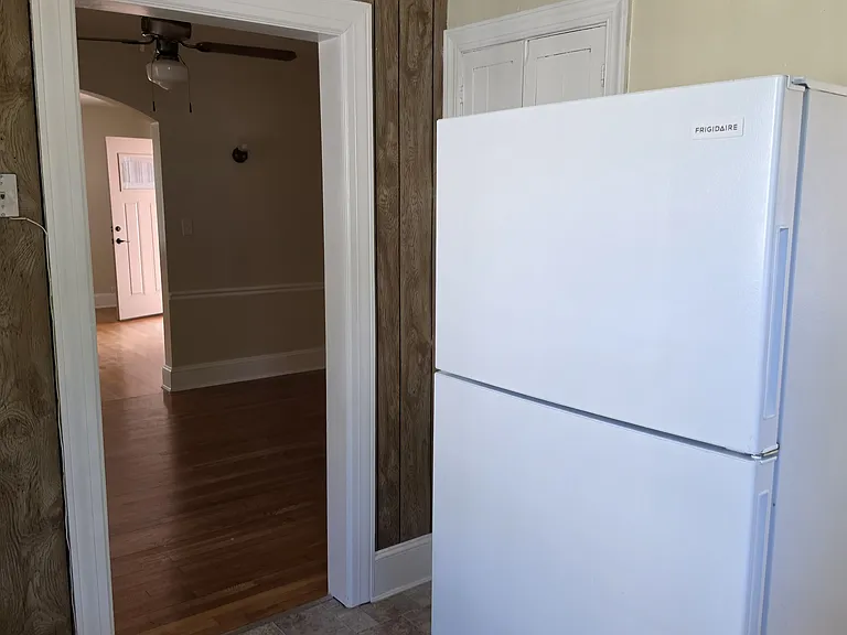 419 Virginia Ave — Photo 6