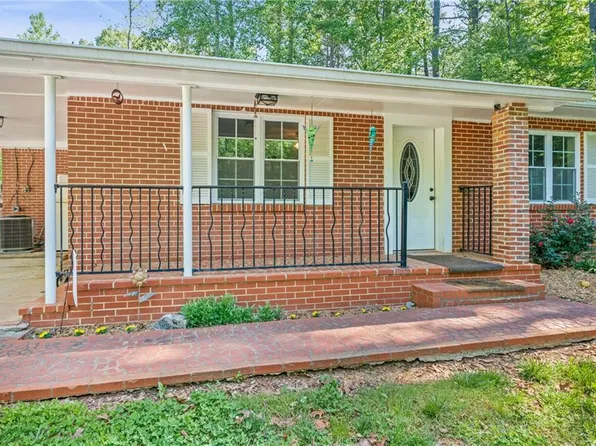 11716 Highway 136 Rd W, Talking Rock, GA 30175