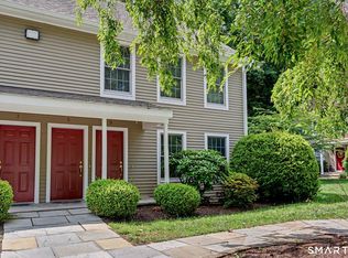 56 Portland Ave UNIT 9, Redding, CT 06896