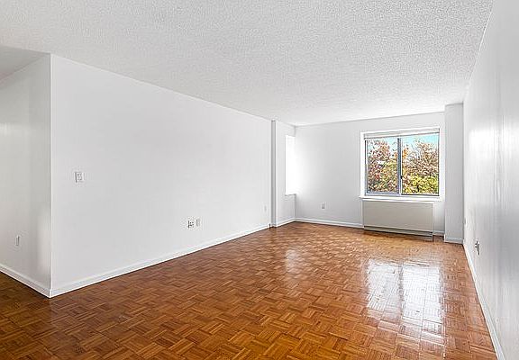 3rd image of 300 W 135th St APT 3D