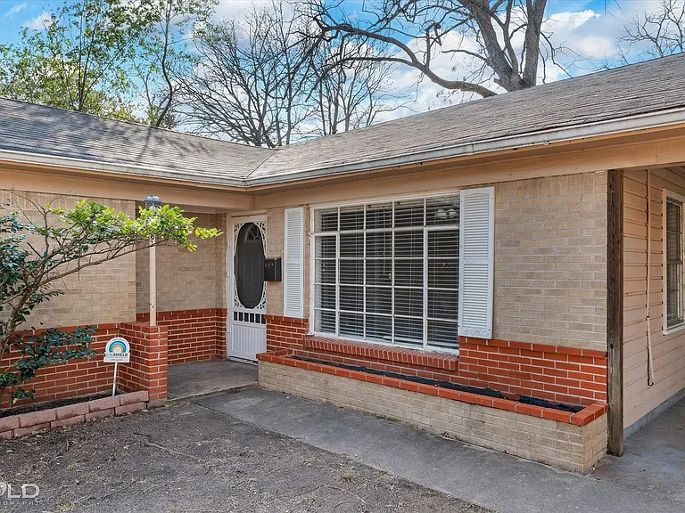 2726 W Cavett Dr — Photo 28