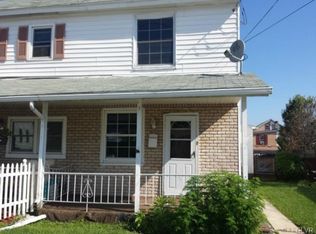 30 E Walter St, Summit Hill, PA 18250