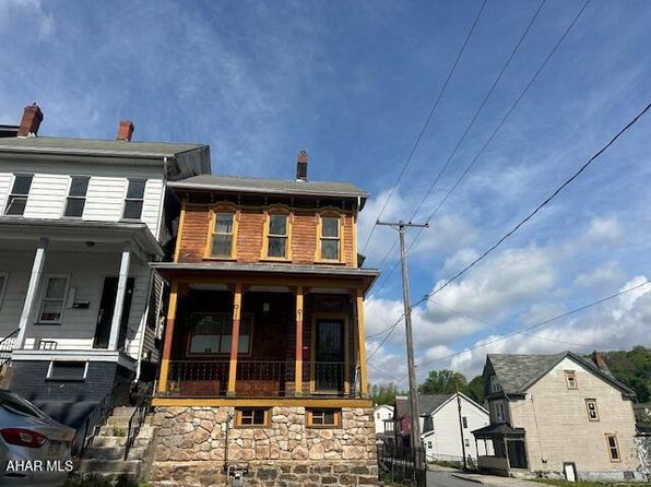1100 17th Ave, Altoona, PA 16601