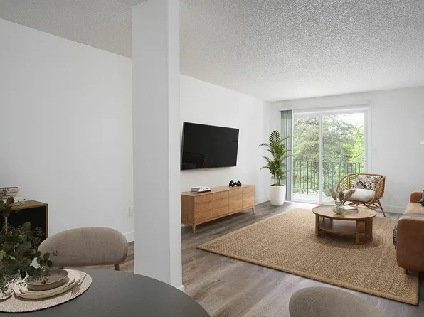 Westwood Green Apartments