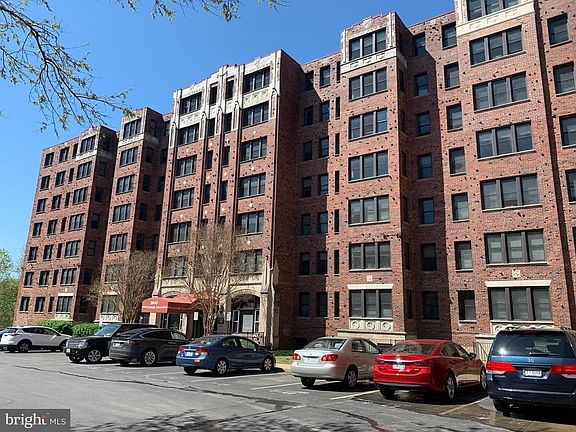 Main building entrance - apartment is 4th floor to the right