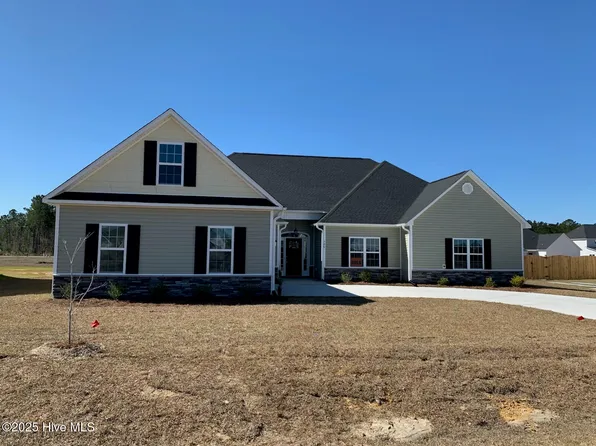 706 Atlantic Coast Lane, Jacksonville, NC 28546