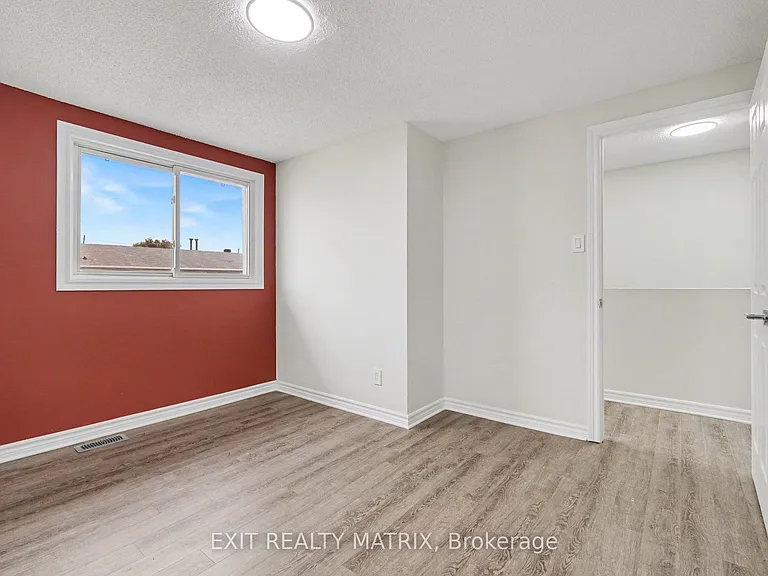 1468 Heatherington Rd #B — Photo 16