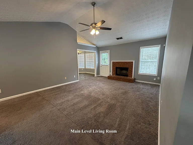3258 Sharp Creek Ln — Photo 3