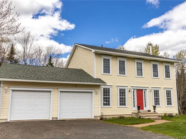 140 Garden Grove St, Lincoln, NB E3B 7G8