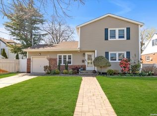 3140 Perry Ave, Oceanside, NY 11572