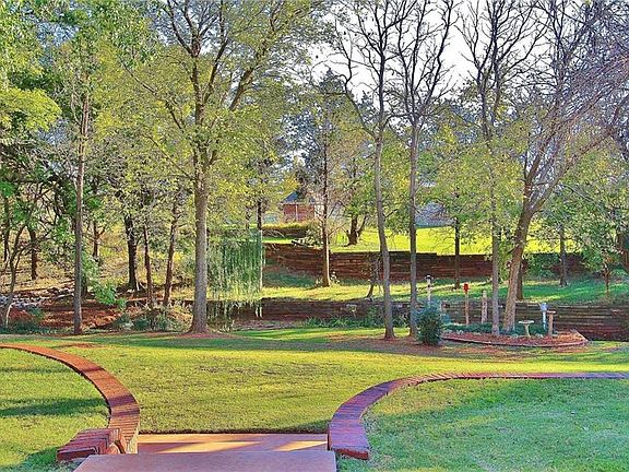 3rd image of 10722 Crystal Creek Dr