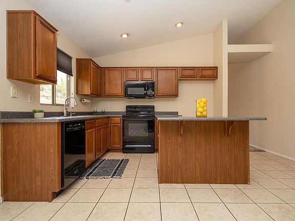 5th image of 16224 N 162nd Ave