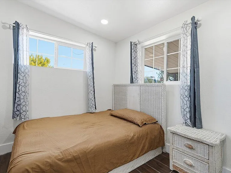 38466 N Basin Rd — Photo 24
