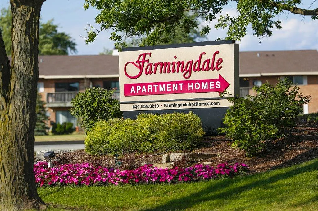 Building Photo - Farmingdale Apartments