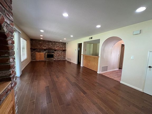 4th image of 792 Cayo Grande Ct