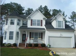 503 Robin Hood Dr, Yorktown, VA 23693