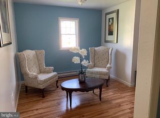 14 Springfield Ln, Willingboro, NJ 08046