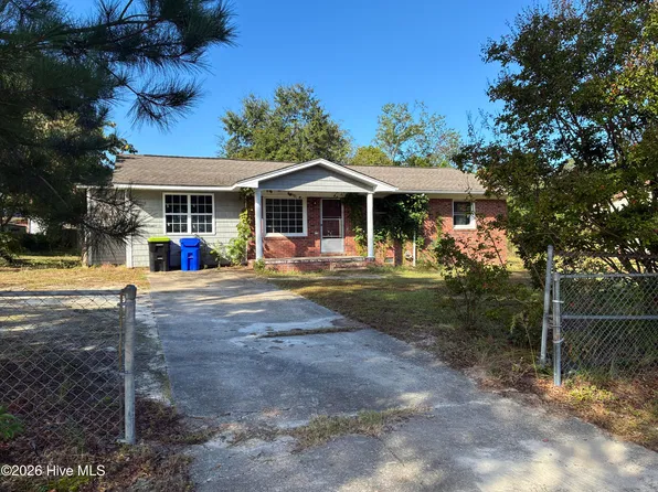 1427 Elma Street, Spring Lake, NC 28390
