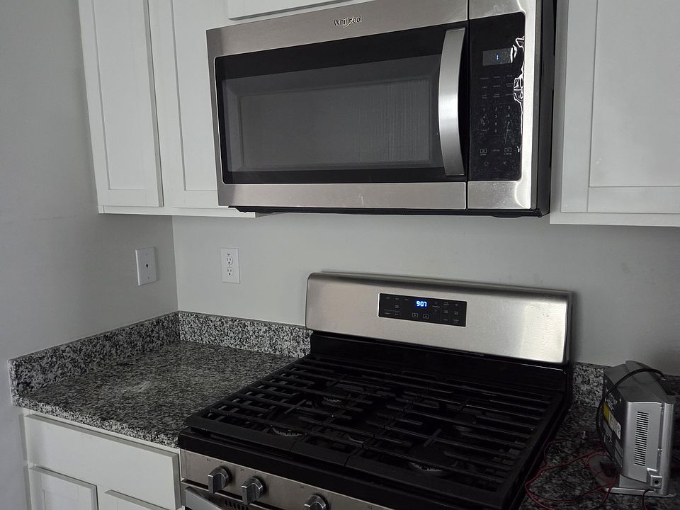 1st image of 6087 Beadlow St