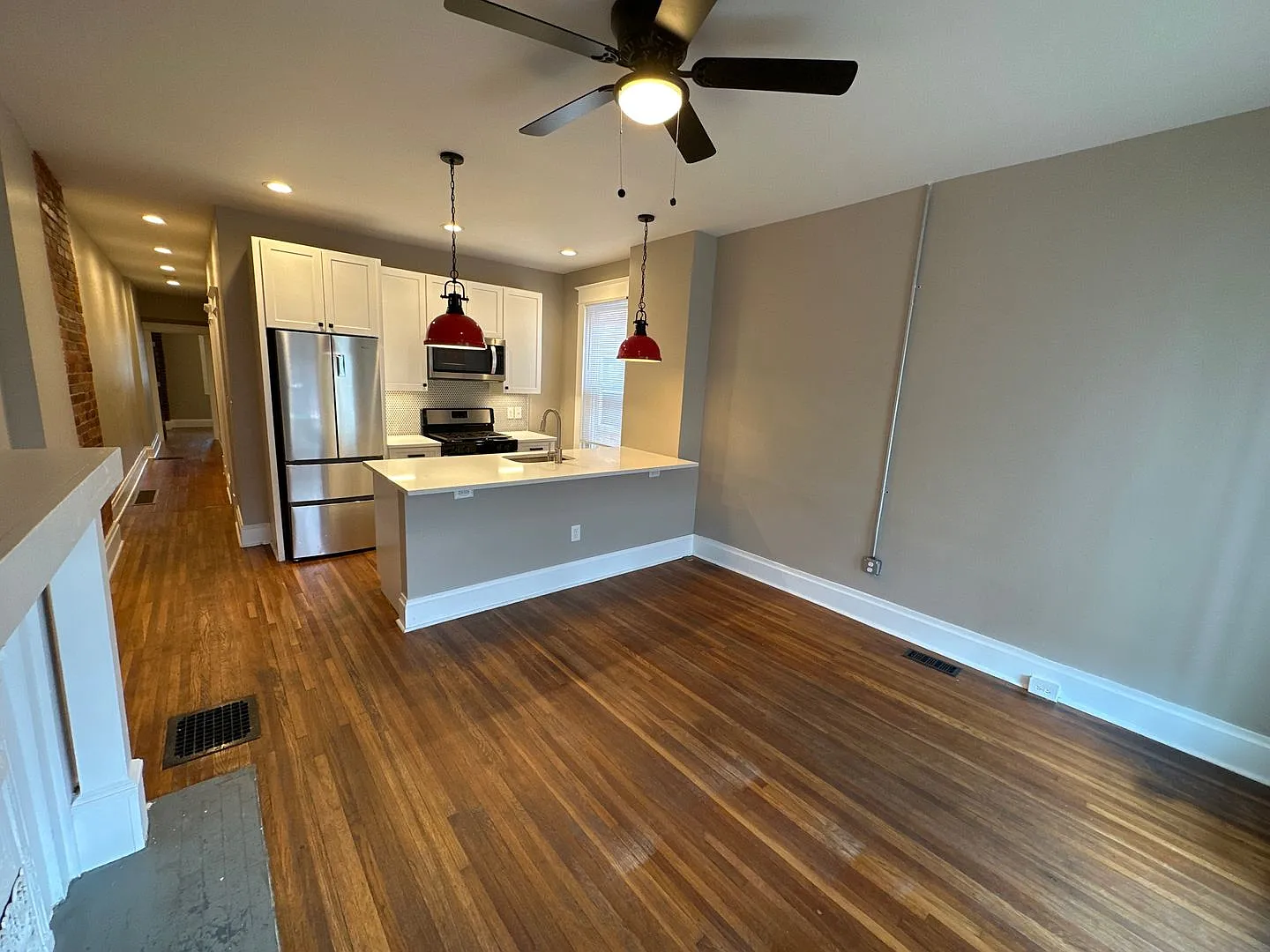 Chittenden Ave 145-147 48K — Photo 3