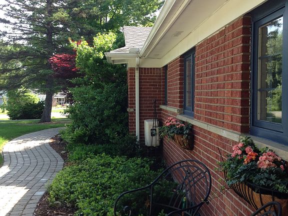 3rd image of 4711 Haddington Ln