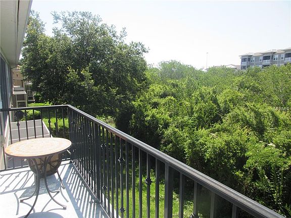3rd image of 166 Valencia Cir