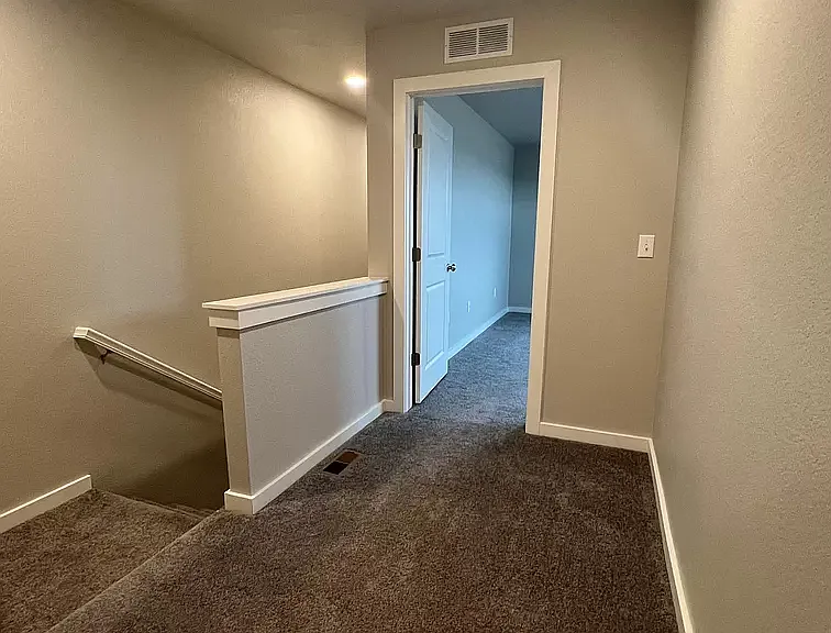 3655 Ronald Reagan Ave — Photo 25