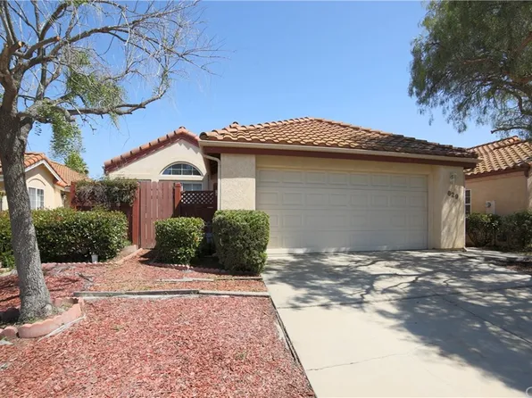629 W Hawthorn St, Santa Maria, CA 93458