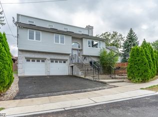 2237 Berwyn St, Union, NJ 07083