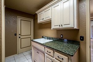 5th image of 15620 Sugar Loaf Dr