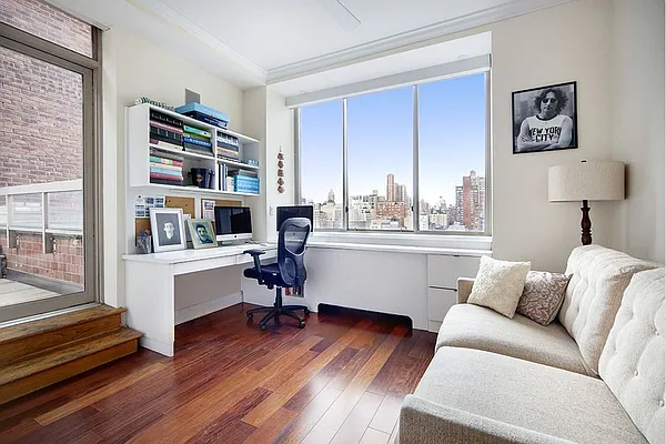 Sold by Stribling | media 10