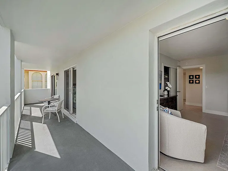 1111 S Ocean Blvd #414 — Photo 36