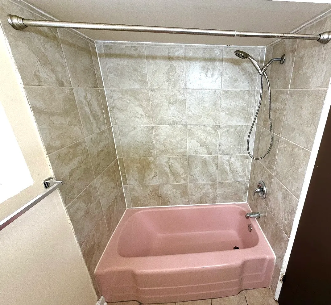 1 bed, 565 sqft, $1,350 — Photo 2