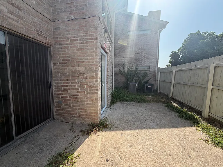 9930 Buckingham Rd #108 — Photo 11